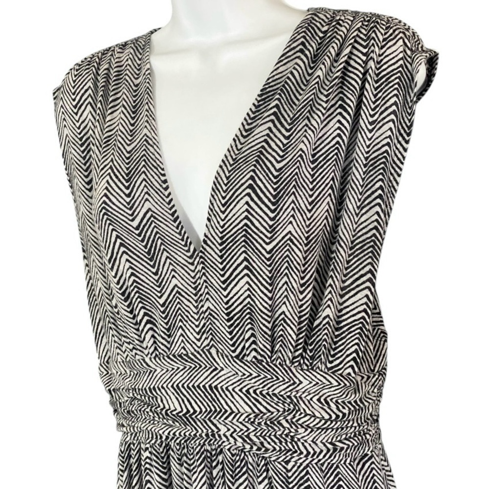 Tracy Reese Feather Print Dress M Gray Black Jersey Empire Waist Knee Length - Picture 4 of 11